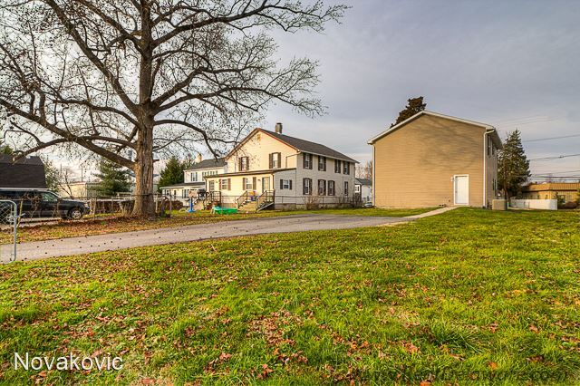 Building Photo - 3 br, 2.5 bath House - 354 West Main Street
