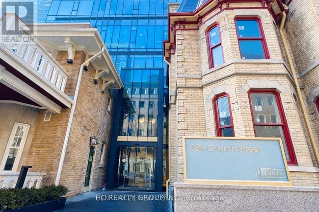 Building Photo - 634 Church St