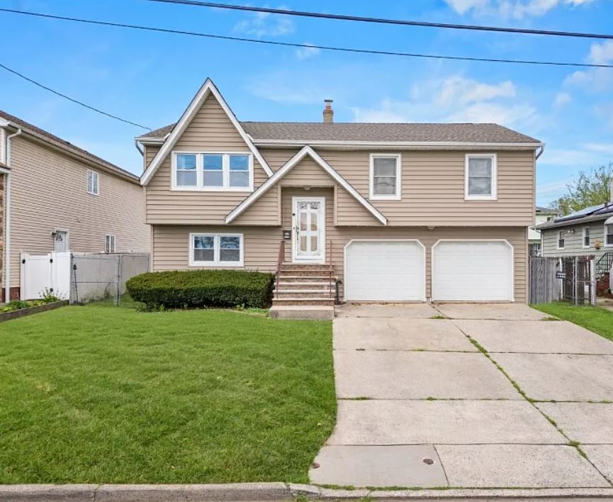 Foto principal - 1035 Essex Ave