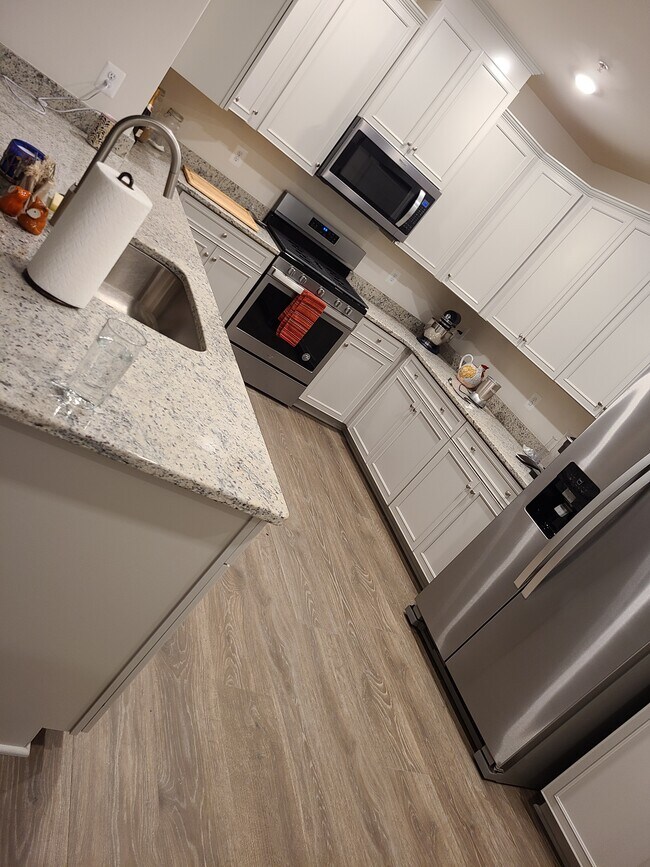 Foto del edificio - 1302 Amber Creek Rd
