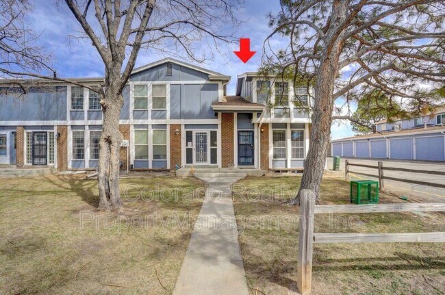 Building Photo - 145 Paris Cir