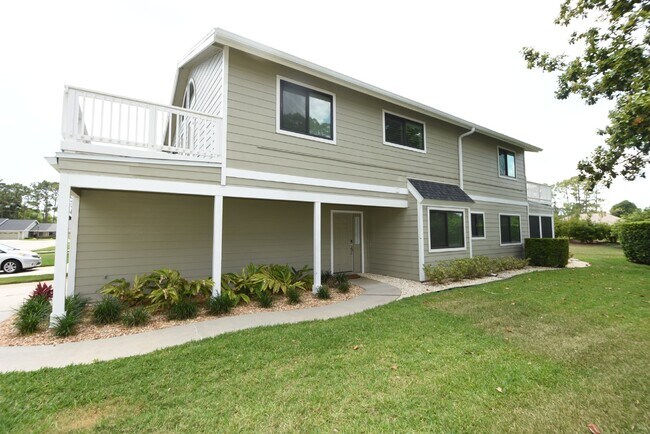 Building Photo - Plantation Bay- townhome. MOVE IN READY. 2...