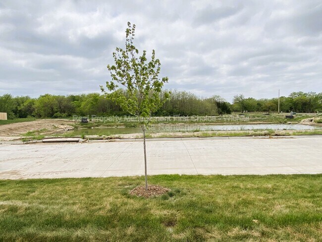 Foto del edificio - 5474 N Colburn Ct