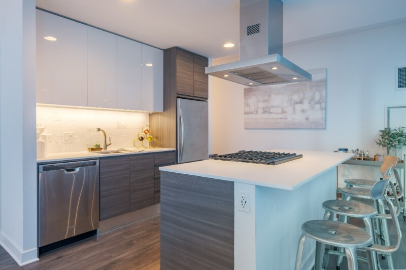 Foto principal - 211 W Hubbard St