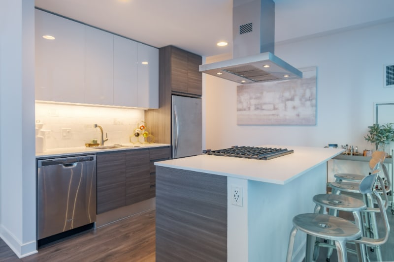 Photo - 211 W Hubbard St (Chicago, IL)