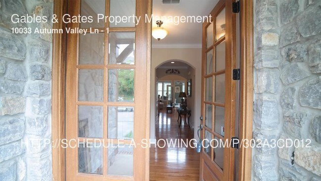 Foto del edificio - 10033 Autumn Valley Ln