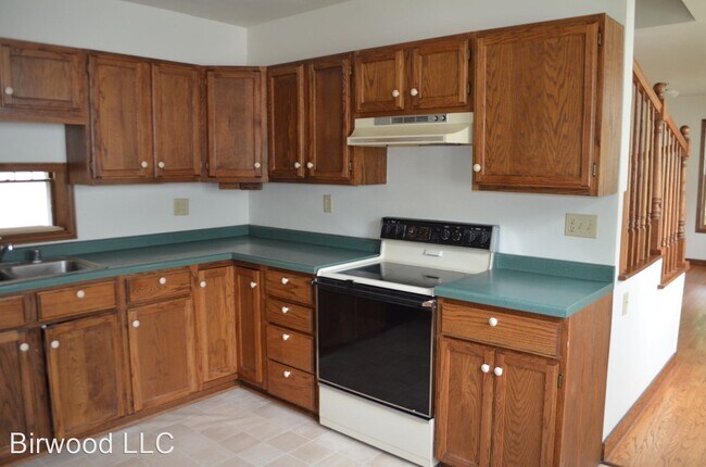 Building Photo - 3 br, 1 bath House - 107 Nichols Rd.