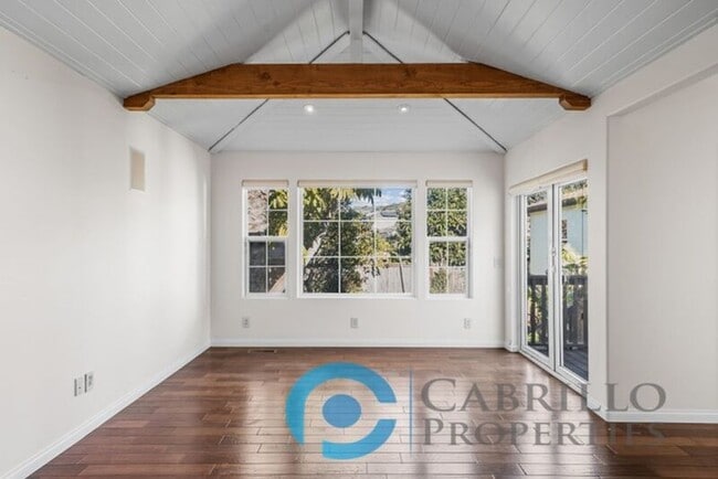 Foto del edificio - 7940 La Jolla Shores Dr