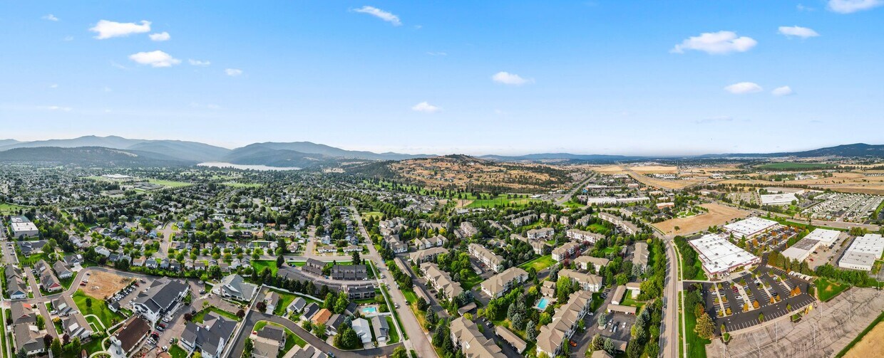Primary Photo - Liberty Lake Nicely Updated 2 Bed 2 Bath 2...
