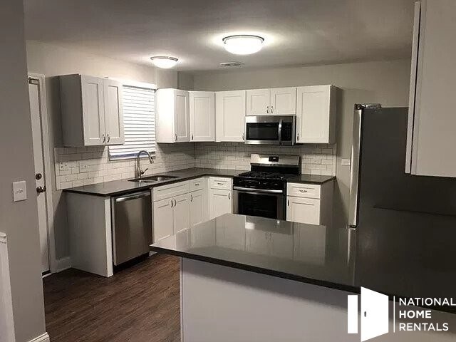 Foto del edificio - 8147 N Ozanam Ave