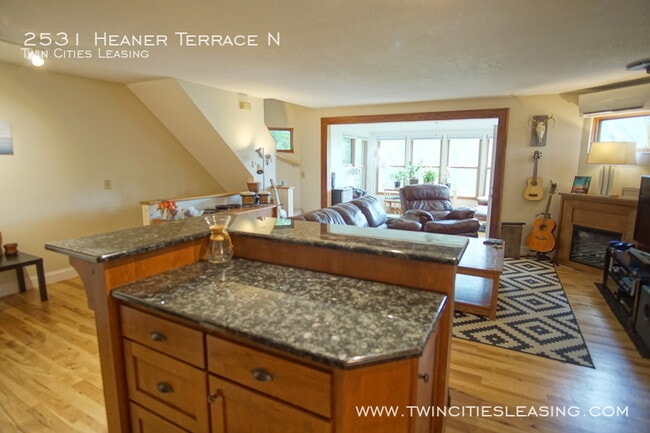 Building Photo - 2531 Heaner Terrace N