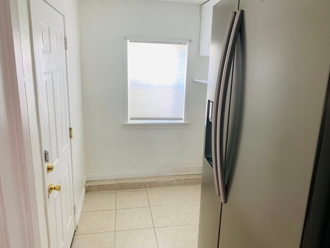 Foto del edificio - 10623 Olive St