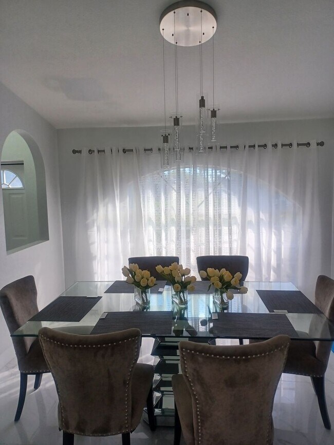 Foto del edificio - 1131 SW 47th St