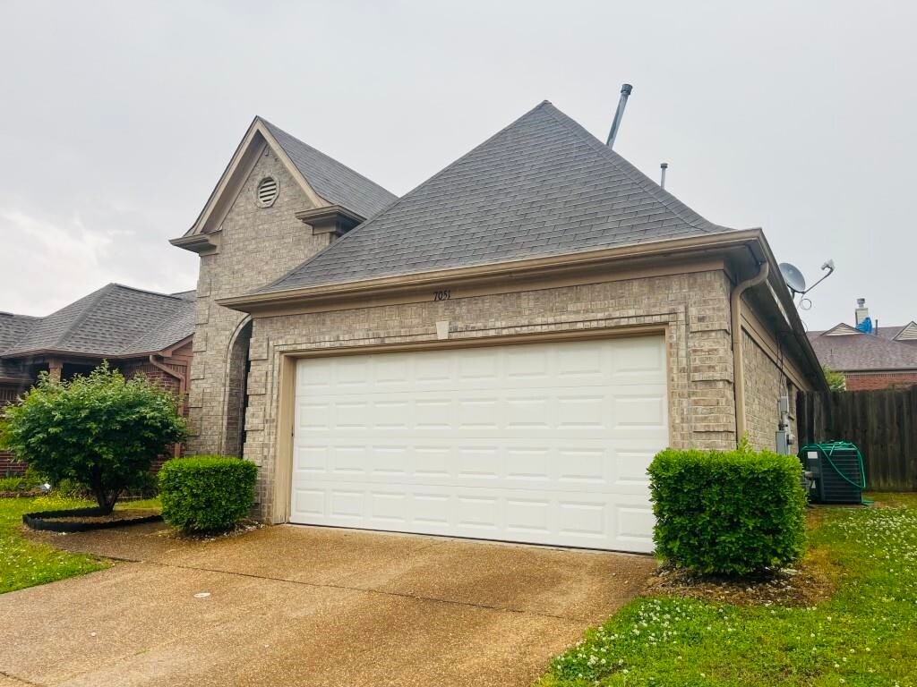 Foto del edificio - 7051 Millers Glen Way