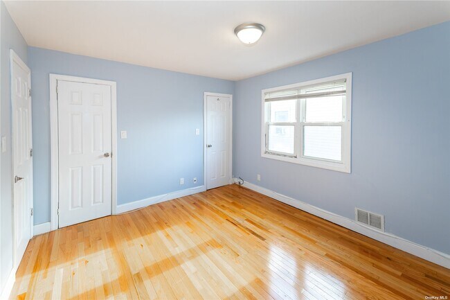 Foto del edificio - 145-48 226th St