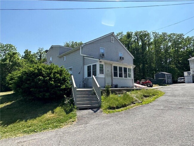 Building Photo - 1399 US-44