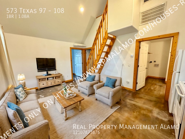 Building Photo - 573 TX-97