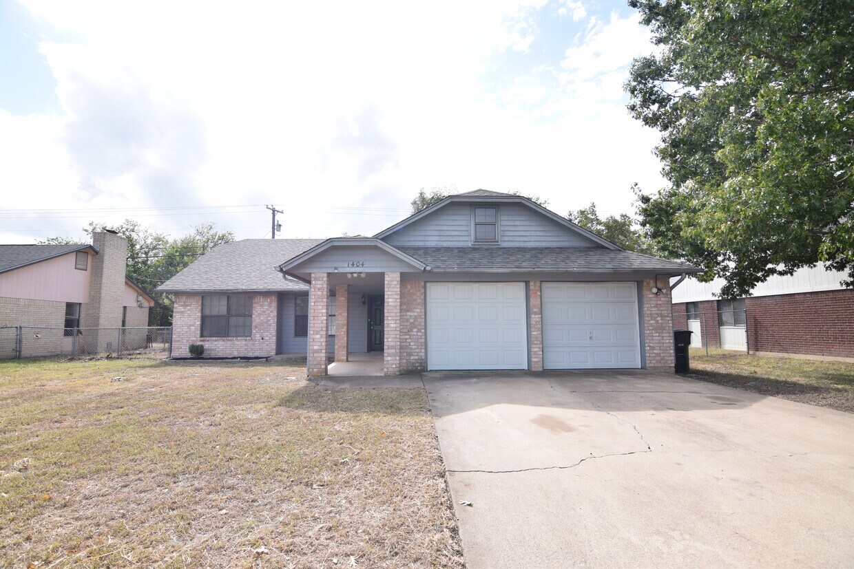 Primary Photo - 1404 Clairidge Ave