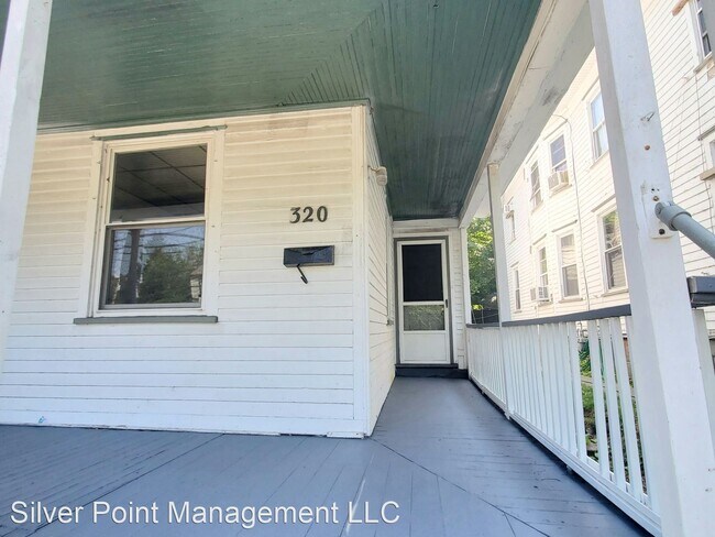 Building Photo - 3 br, 1 bath House - 320 E Commerce St