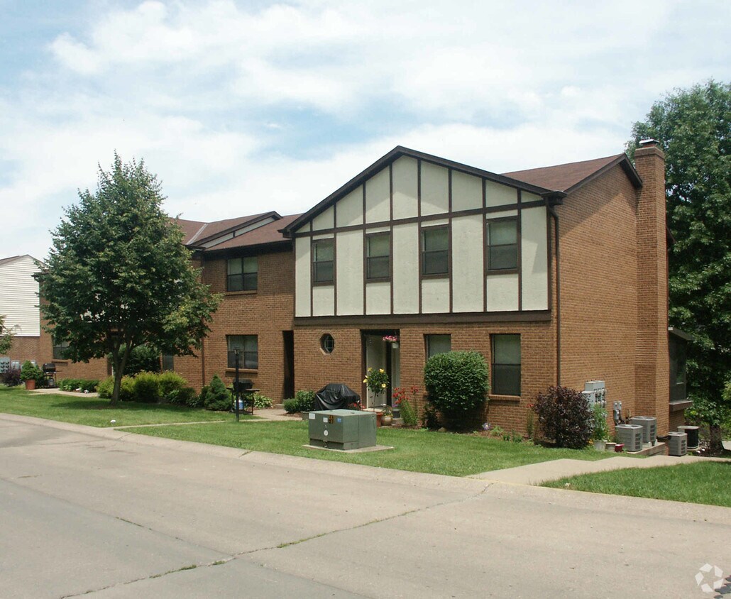 301 London Acres Dr, Fort Thomas, KY 41071 Apartments in Fort Thomas