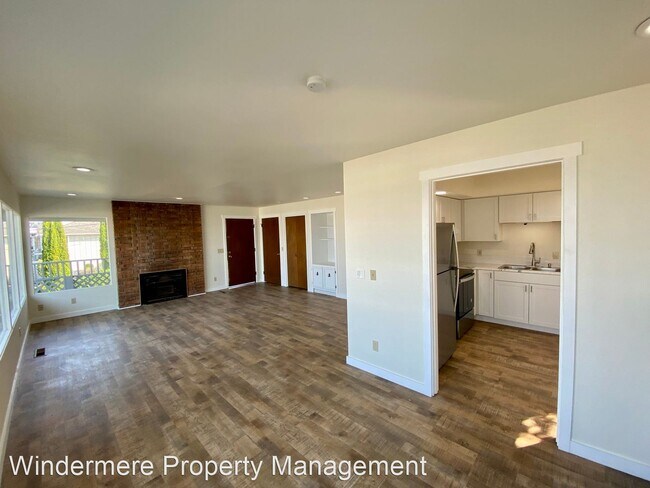 Foto del edificio - 3 br, 2 bath House - 6928 Holeman Ave