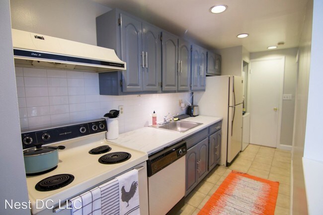 Building Photo - 1339 Vermont Ave NW