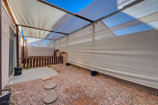 Foto del edificio - 4339 Spencer St