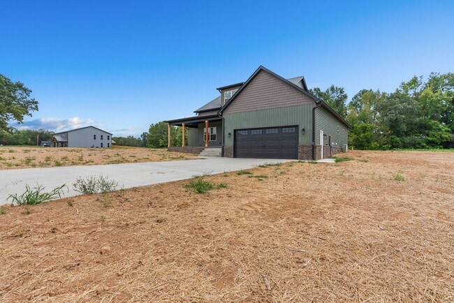 Foto del edificio - 3 Bedroom Home For Rent Near Dover Road!