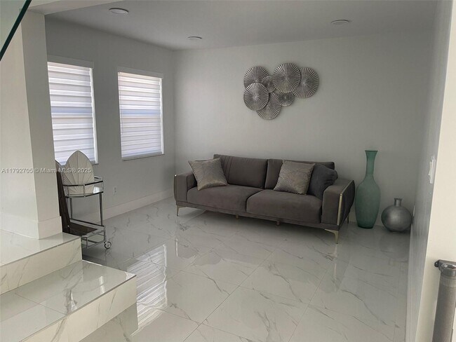 Foto del edificio - 10383 SW 138th Pl