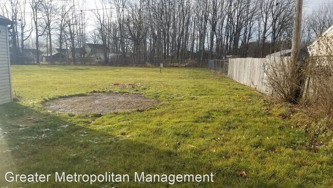 Foto del edificio - 3 br, 1 bath House - 421 Holly Drive