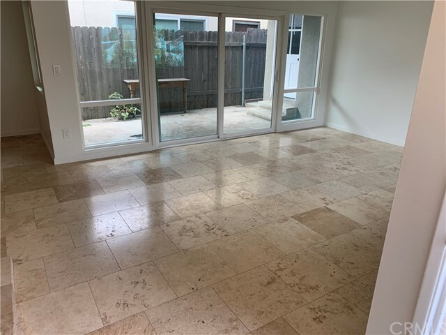 Foto del edificio - 521 Iris Ave
