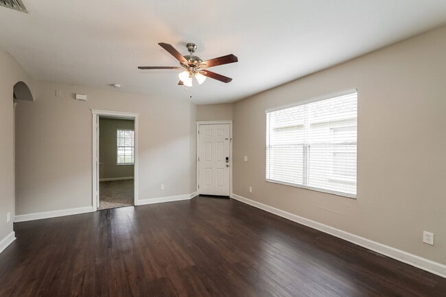 Building Photo - 7806 Bristol Park Dr