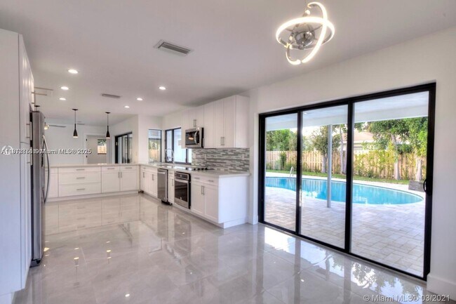 Foto del edificio - 1001 NW 6th Dr