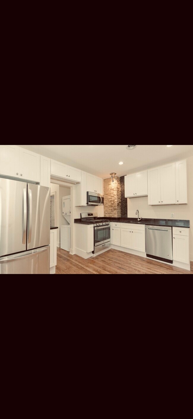 Foto del edificio - 83 Winthrop Ave