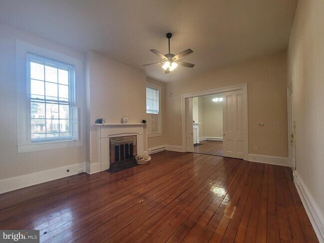 Foto del edificio - 447 N Loudoun St