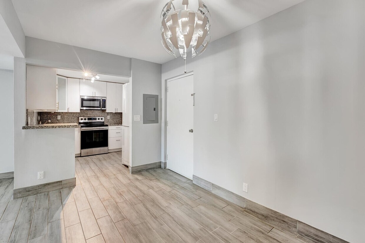 Foto principal - 480 NW 20th St