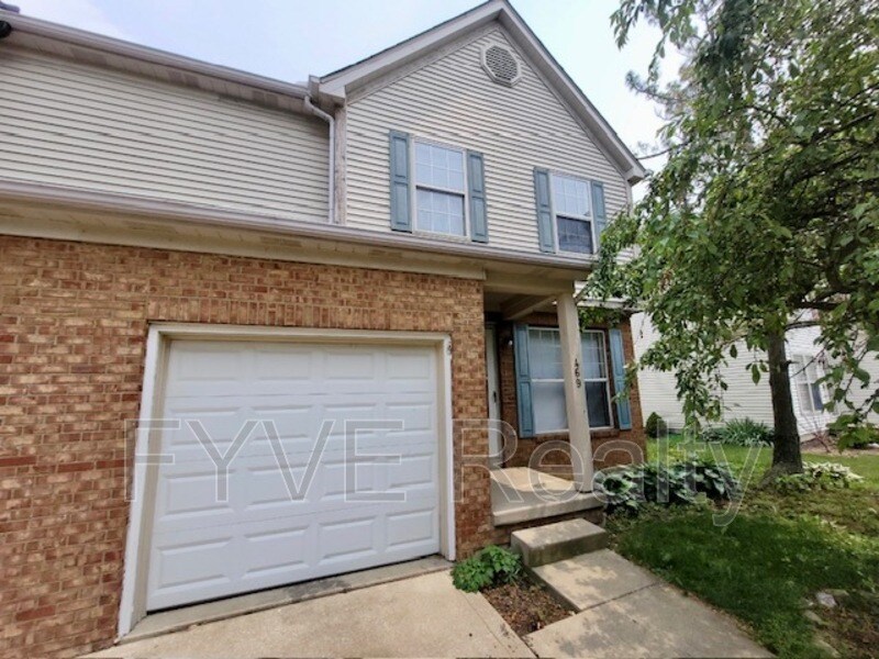 Primary Photo - 469 Applegate Ln