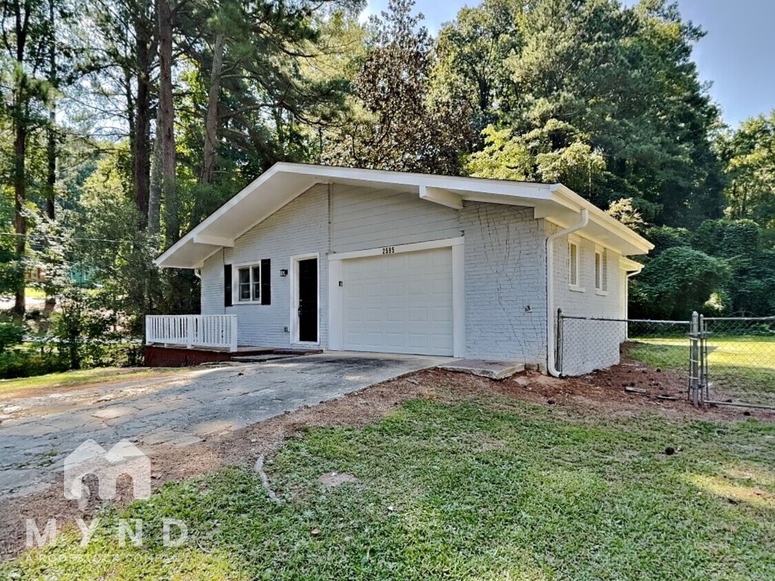 Foto principal - 2585 Westchester Dr