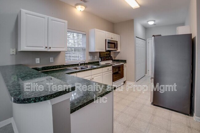 Foto del edificio - 6434 Gatesville Ln