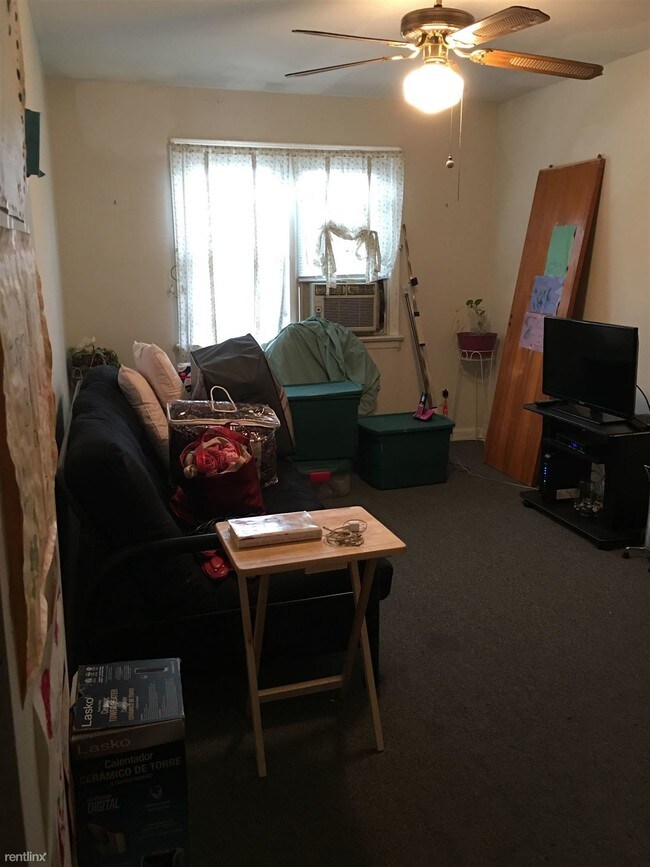 Foto del edificio - 10777 100th St