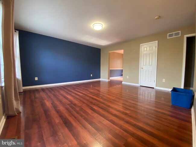 Building Photo - 3963 Captain Molly Cir
