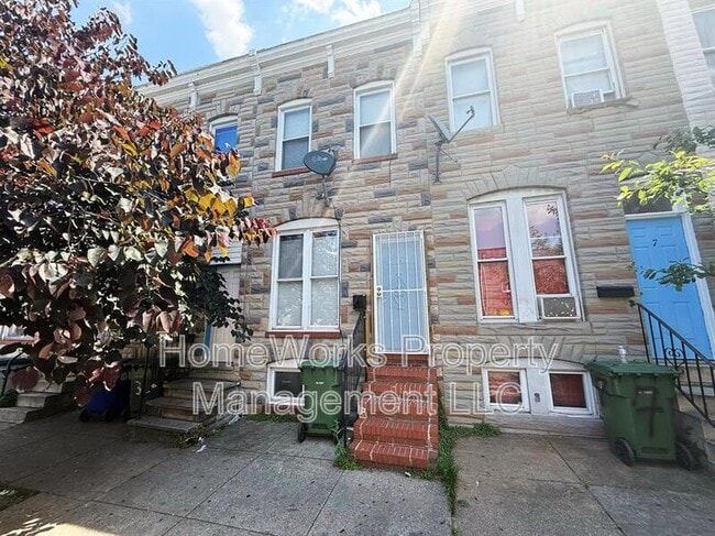 Photo - 5 S Conkling St House