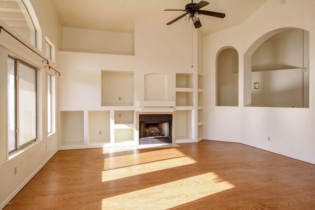 Building Photo - 8063 N Arcata Dr