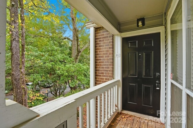 Foto del edificio - 2500 Cranbrook Ln