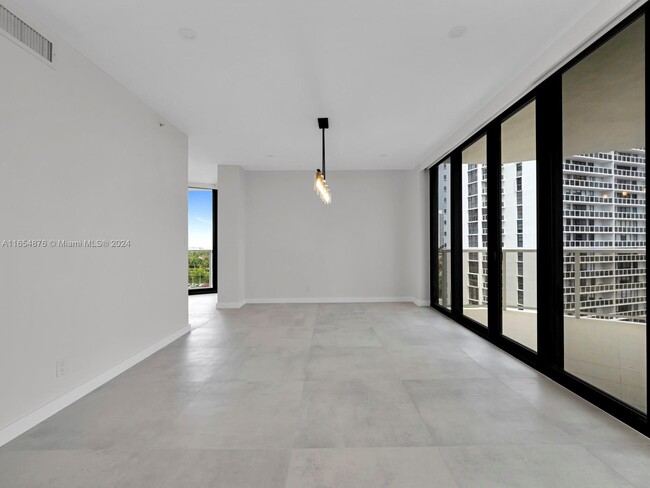 Dining Room - 20281 E Country Club Dr