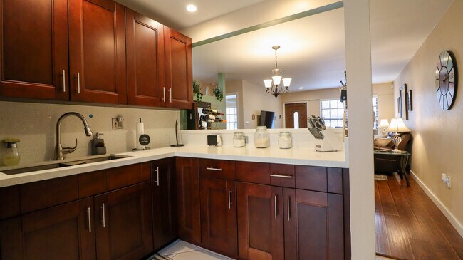 Foto del edificio - 2321 Plum Ct