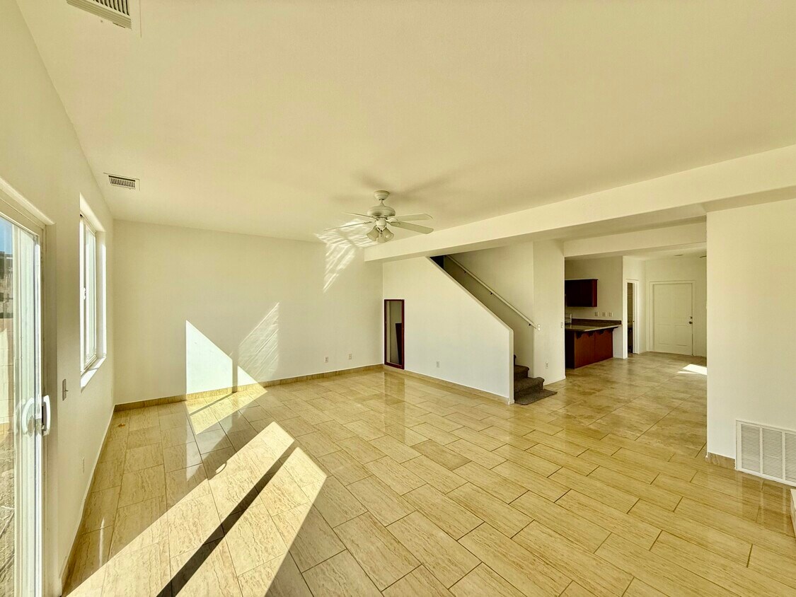Primary Photo - 13827 Luis Dr
