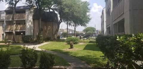 Foto del edificio - 8433 Hearth Dr