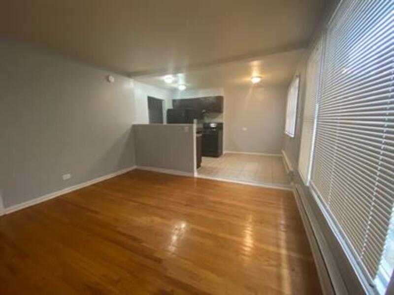 Building Photo - 8023 S Ellis Ave