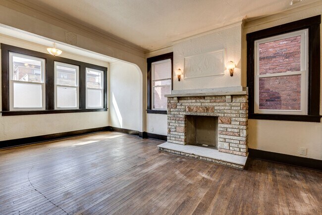 Foto del edificio - 609 E Warrington Ave